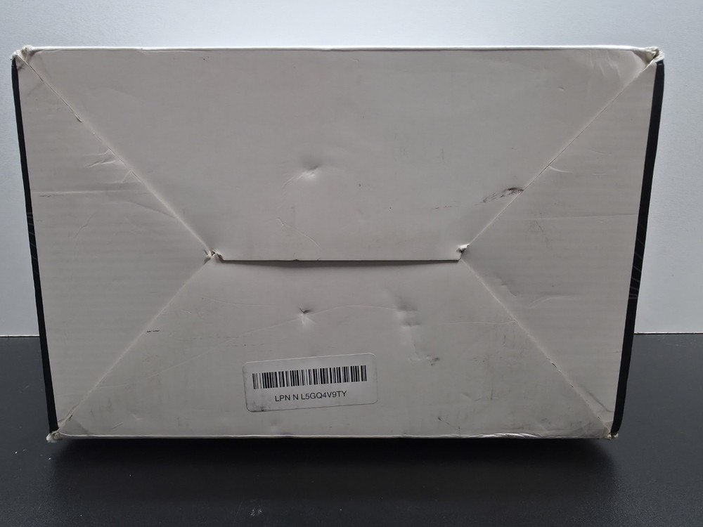 Retro Karaoke Machine Model: S16 Blutooth Compatible NEW/OPEN BOX DMG PKG