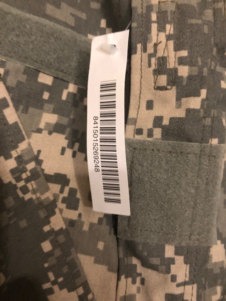 ACU AIRCREW COAT Size Medium /REGULAR DIGITAL NEW W/TAGS