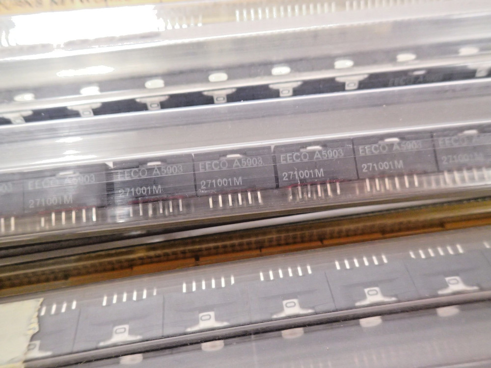 3.5 LBS ASSORTED INTEGRATED CIRCUITS / IC'S VARIOUS MANUFACTURERS!!