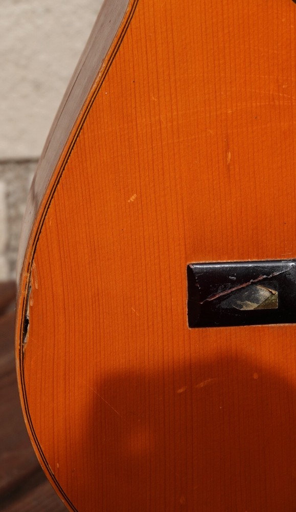 HERMANOS LEAL CLASSICAL GUITAR