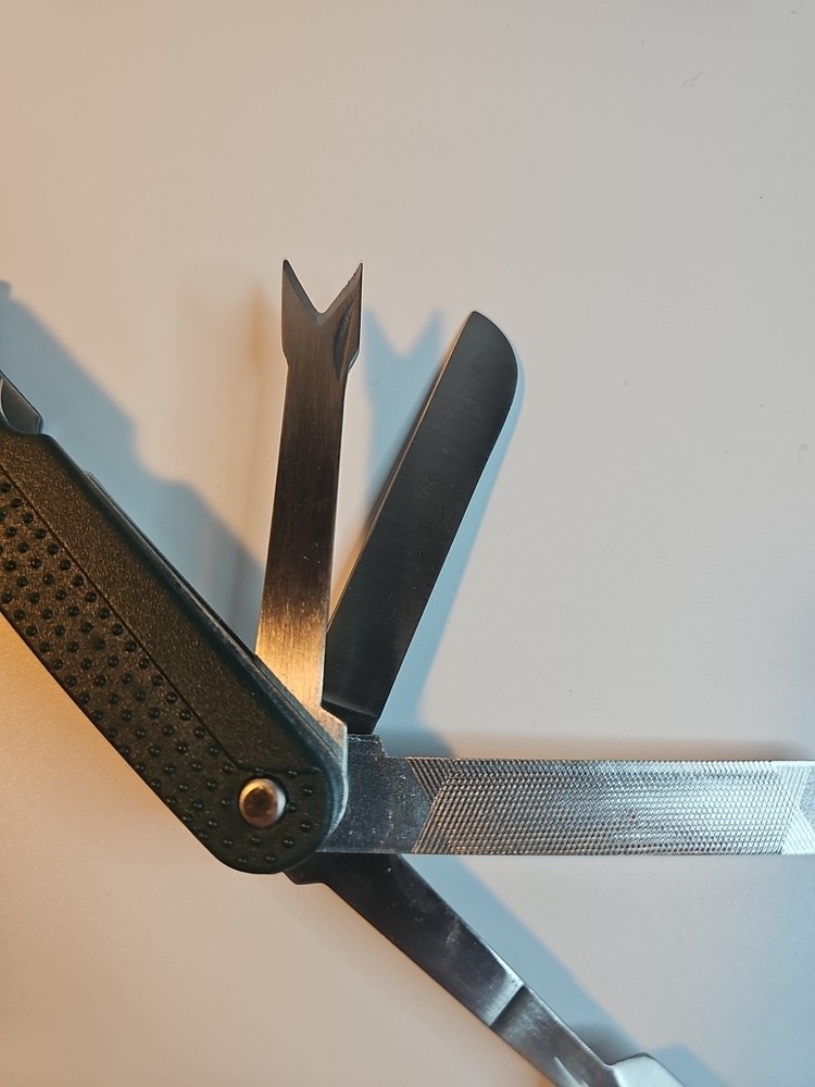 Gardener Pro 9 Function Multi Tool Pruning Shears