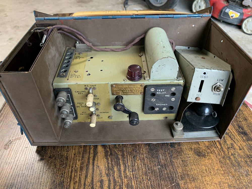 Vintage WW2 Field Telecom Equipment | Wireless Set Remote Control Unit "E" MK.II