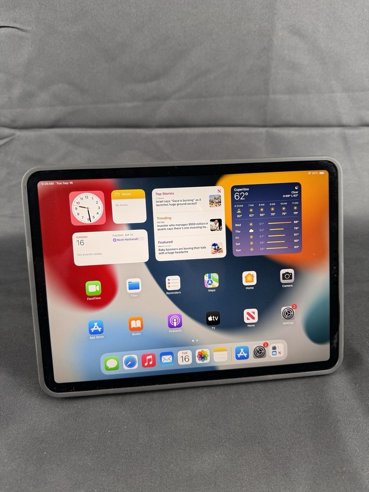 Moft Float Stand Case For iPad Pro 11” Gen 1/2/3/4 (2018-2022) Adjustable Angle