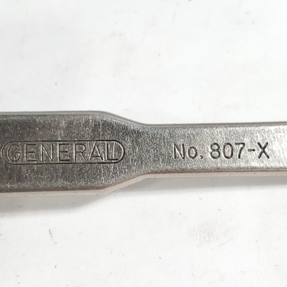 General Hardware 807 Ratcheting Phillips Screwdriver