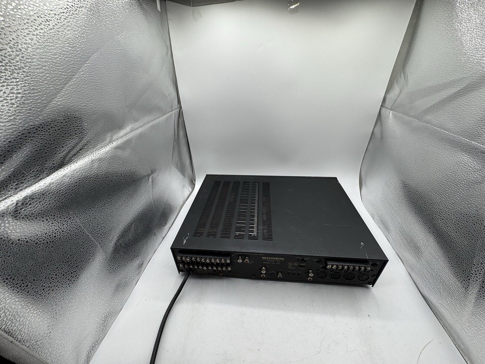 Bogen GS-100 GS100 Bogen Gold Seal Series Amplifier Untested Powers On