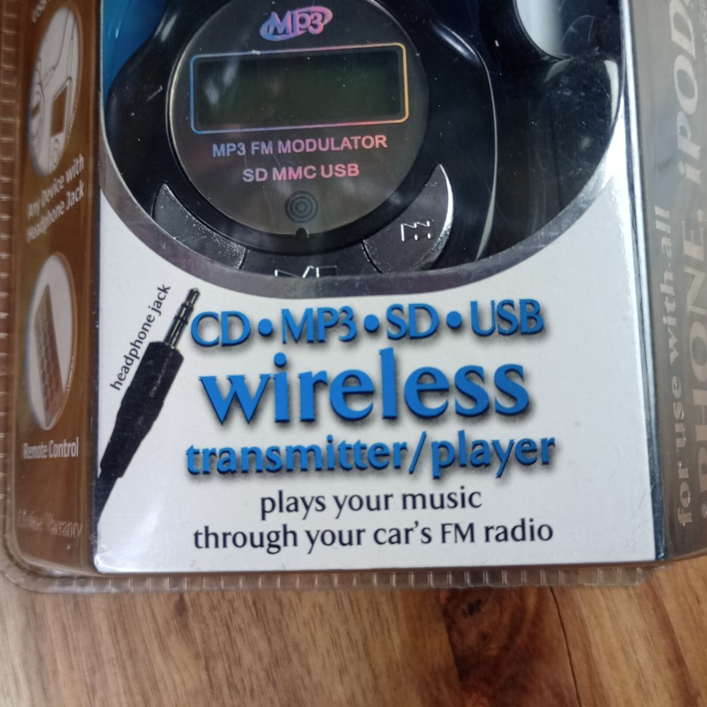 Music Gear Wireless Transmitter Player CD MP3 SD USB Remote Control Iphone Ipod