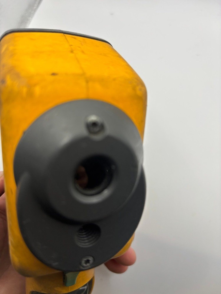 Fluke VT04A Visual IR Thermometer IR Thermometer Infrared TESTED WORKS