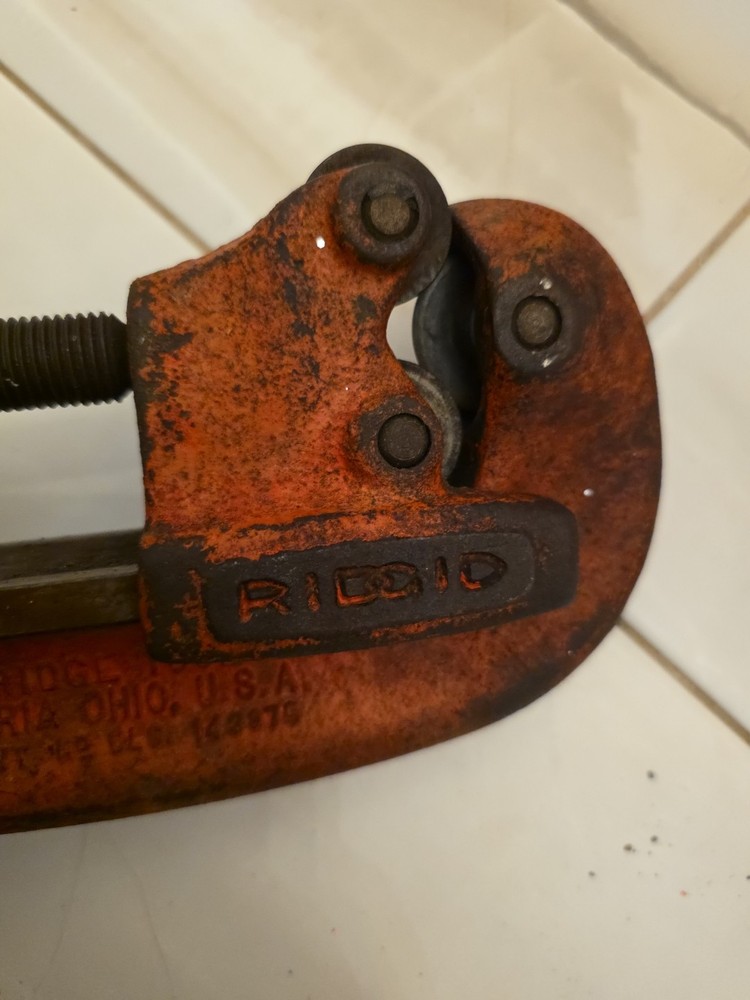 RIDGID Pipe Cutter No 2A heavy duty
