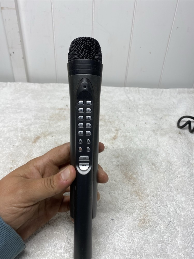 Leadsinger LS-3222 Wireless Karaoke Microphone Black