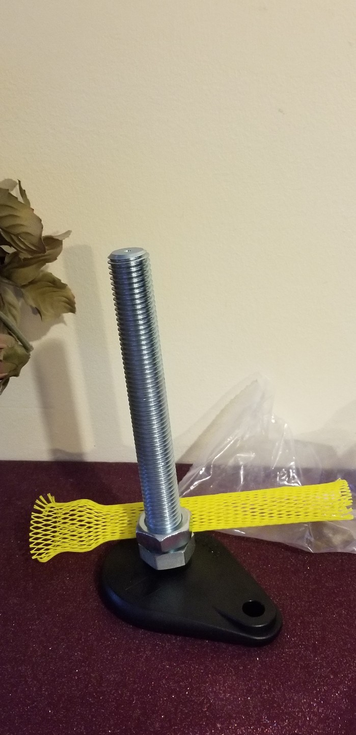 washer TNYLE48 STUD TEARDROP LEVELER WITH LEG HOLE