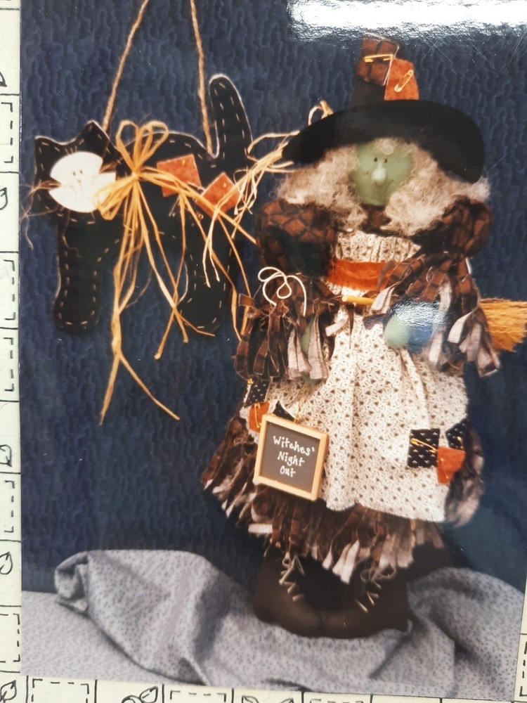 Cottage Rose Pattern ~ Willamae & Wart Witch Doll & Cat Ornament #102