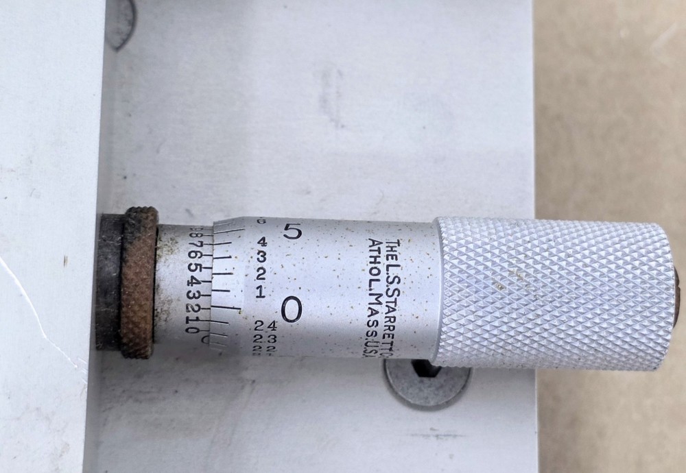 Platform Stage w/ 3x Starrett