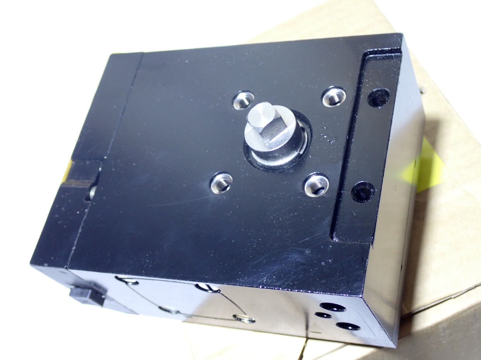 PMV FLOWSERVE P5 POSITIONER ORIGINAL NEW