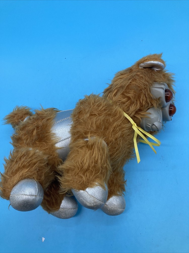 Battlestar Galactica Dagget Pull String Dog Used