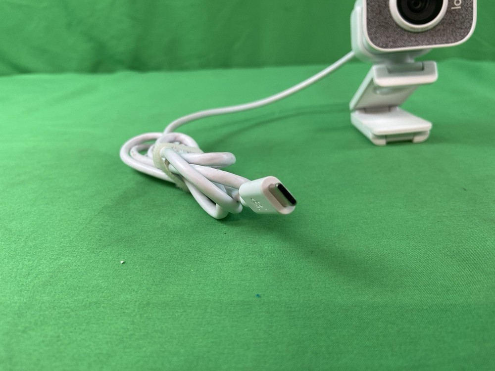 Logitech StreamCam, 1080P HD 60fps Streaming Webcam with USB-C, White