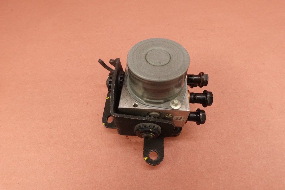 2017-2020 Ducati Monster 797 ABS Brake Pump Control Module Unit