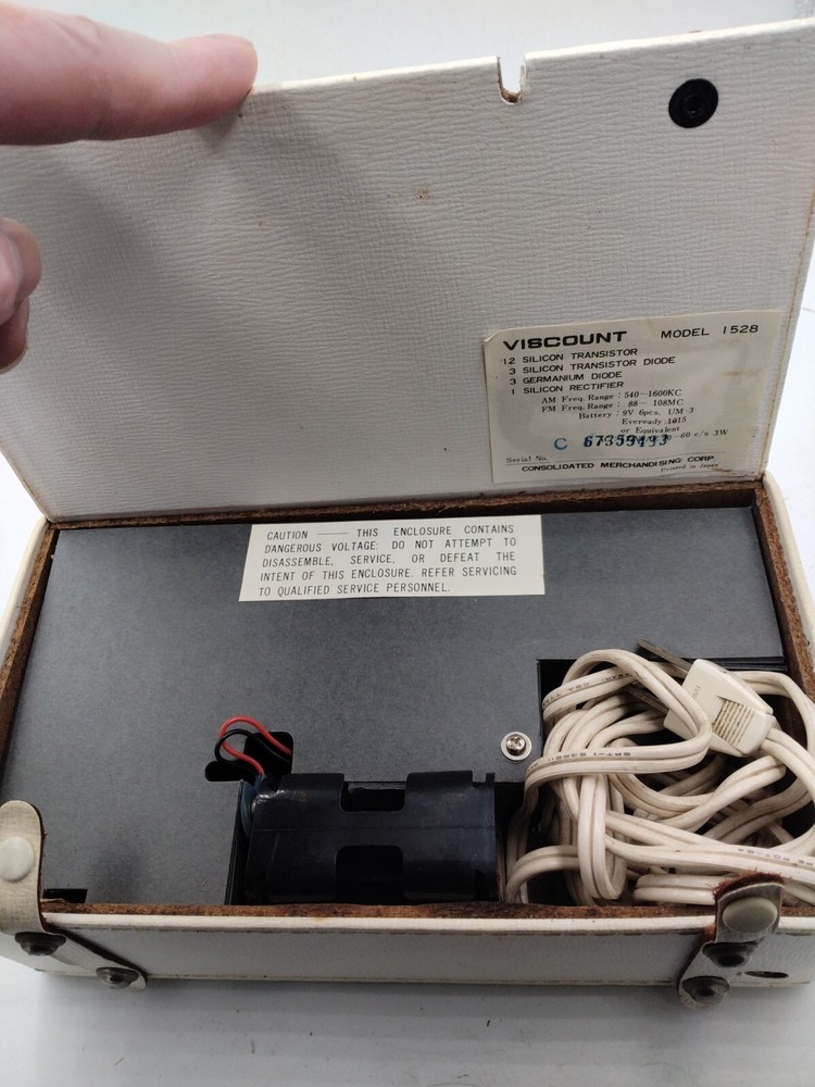 Viscount AC DC Solid State Transistor Radio Model 1528 Tested Working
