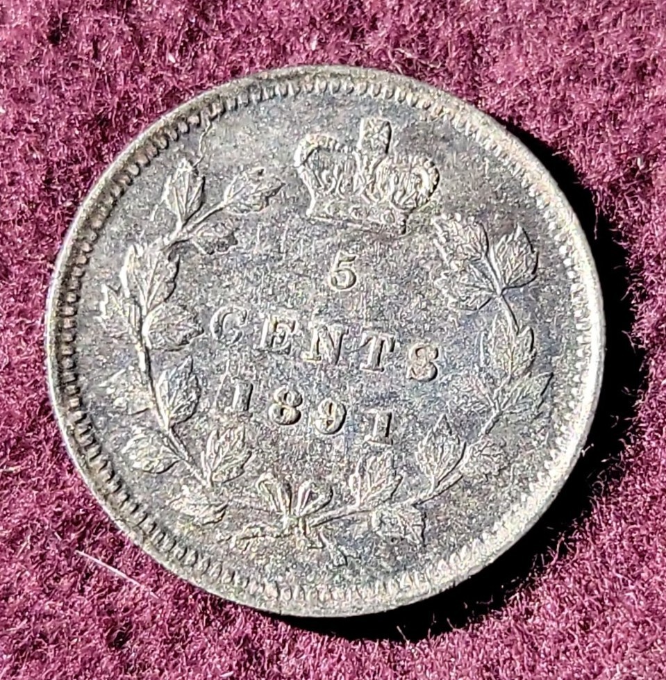 1891 Canada 5 cent silver  - Solid  XF (darkly toned)   stk#K952