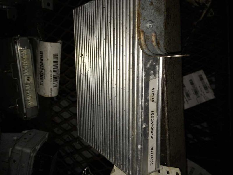 1998 AVALON AMPLIFIER SPEAKERS TRUNK MOUNTED