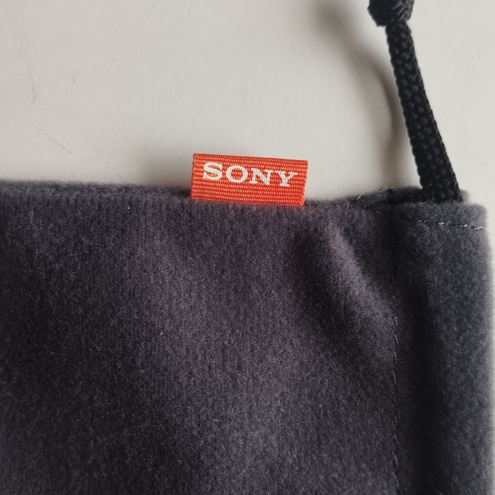 Sony Gray Portable Bag For MD Player Adjustable Straps Used