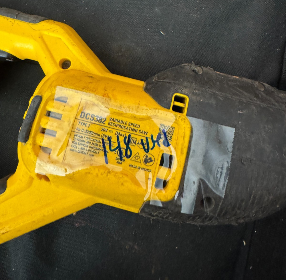 DEWALT 20V MAX Cordless Brushless Reciprocating Saw (Tool Only)