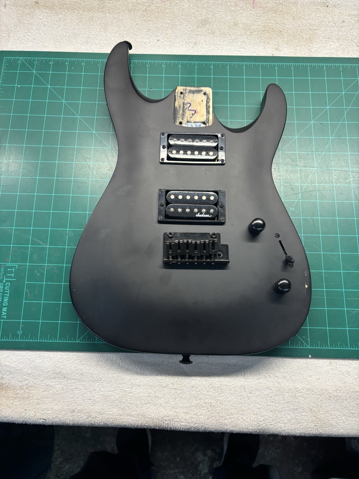 Jackson JS22 Dinky Body Satin Black Finish Loaded