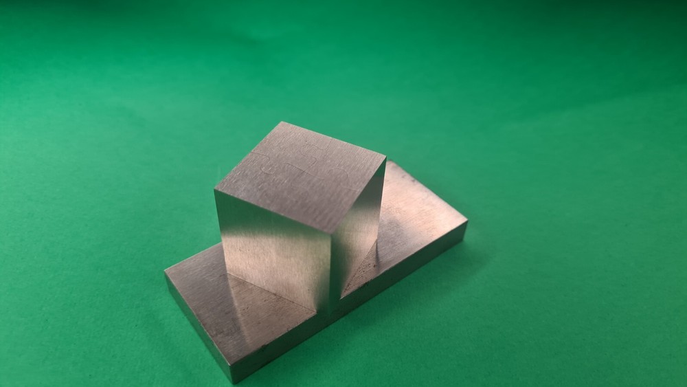 Wiron Cube : Wire EDM Puzzle