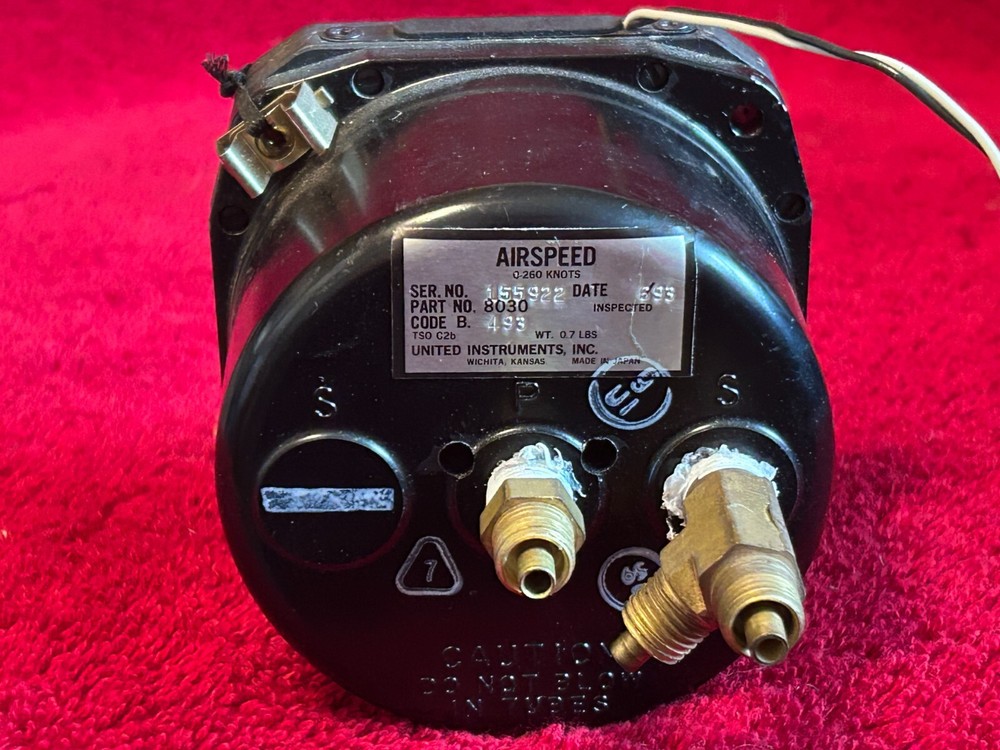 UNITED INSTRUMENTS LIGHTED AIRSPEED INDICATOR P/N 8030 BEECHCRAFT LOGO