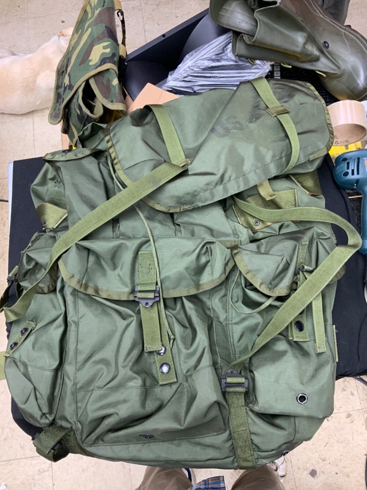 Vintage US Army Field Pack Combat Nylon Large  Green Backpack with Frame