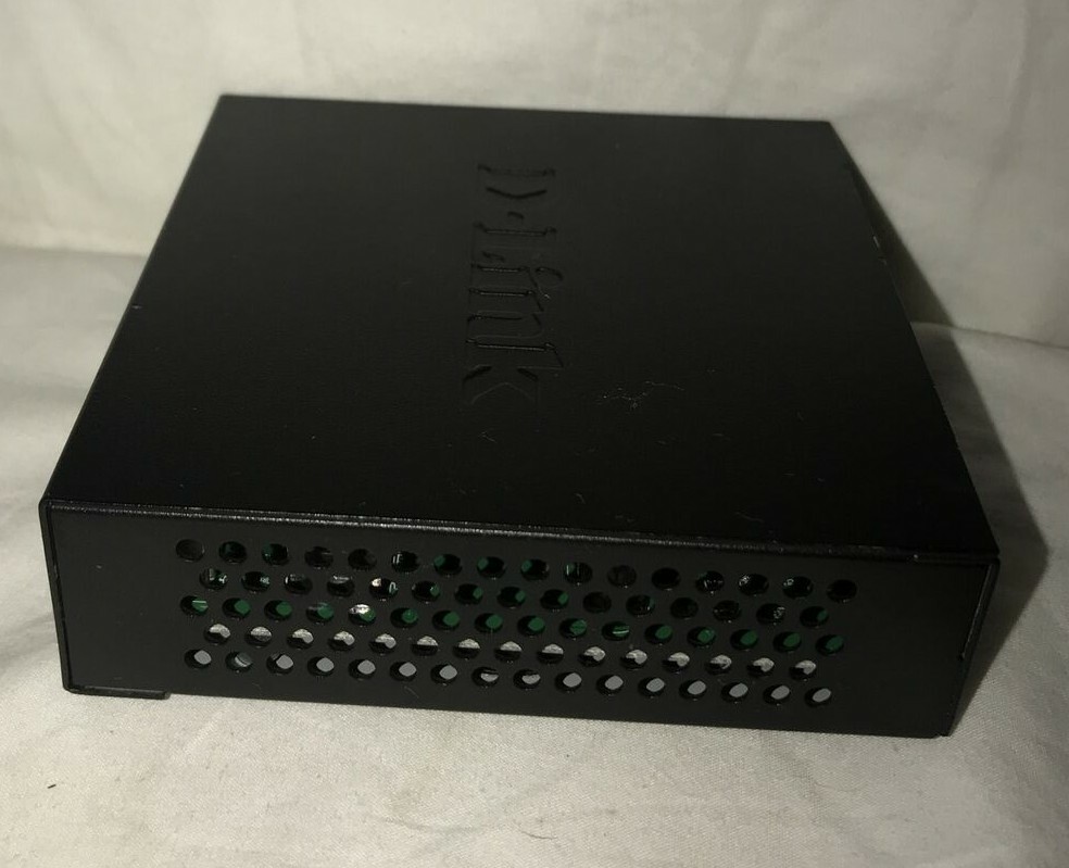 D-Link DGS (DGS-105) 5-Port External Switch