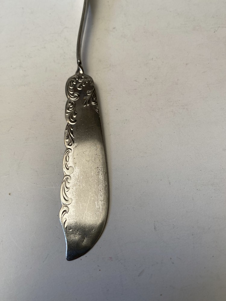 7" Flat Twisted Handle Master Butter Knife International Silver Holmes & Tuttle