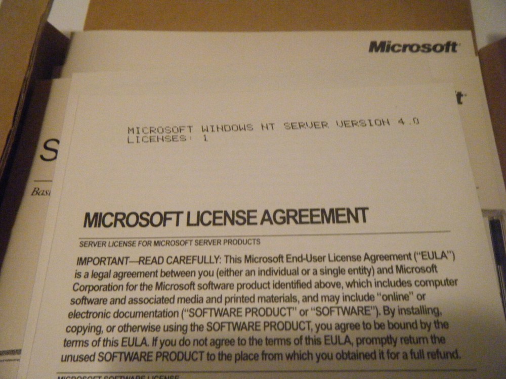 Microsoft Windows NT Server. New Condition with CD Key, Documentation. 5 client