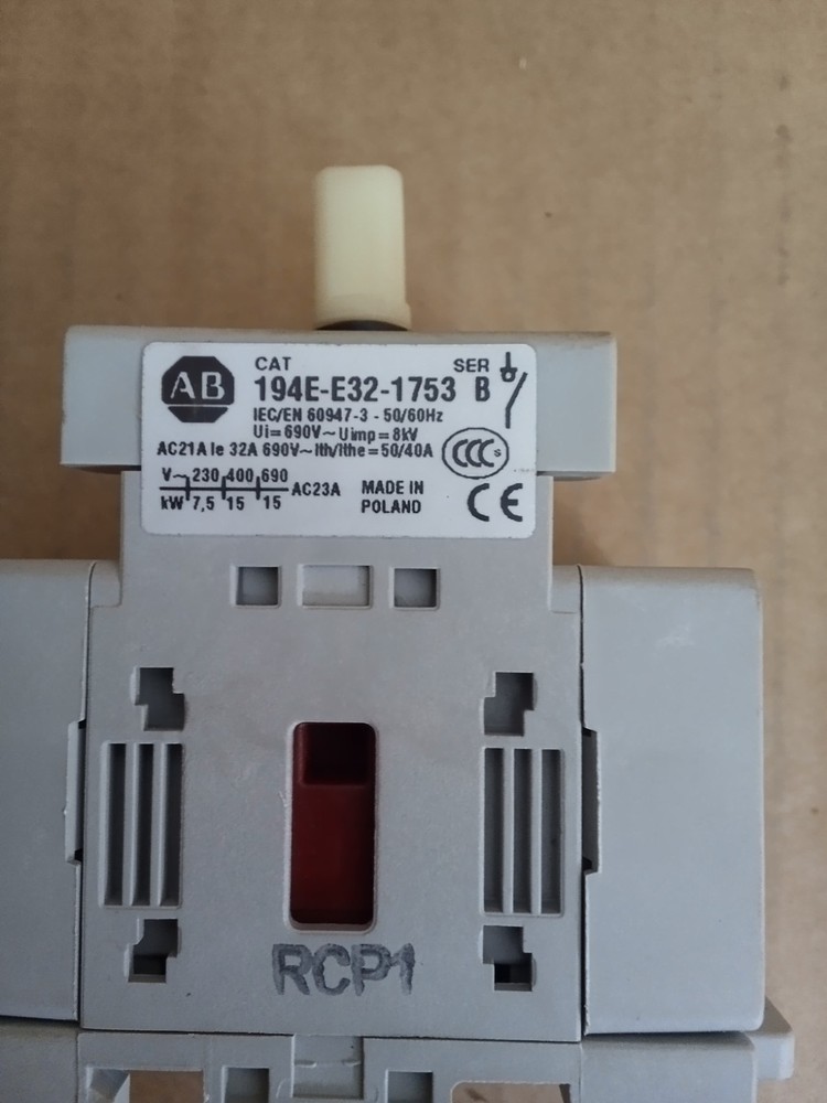 Allen-Bradley 194E-E32-1753 Disconnect Load Switch Series B