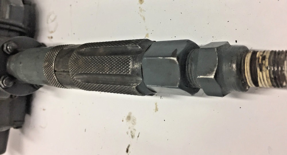 CHICAGO PNEUMATIC 5/8" DRILL/NUT DRIVER STAMPED " USMC NO.7"