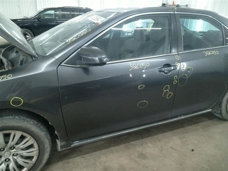 CAMRY 2014 High Mounted Stop Light 104547523