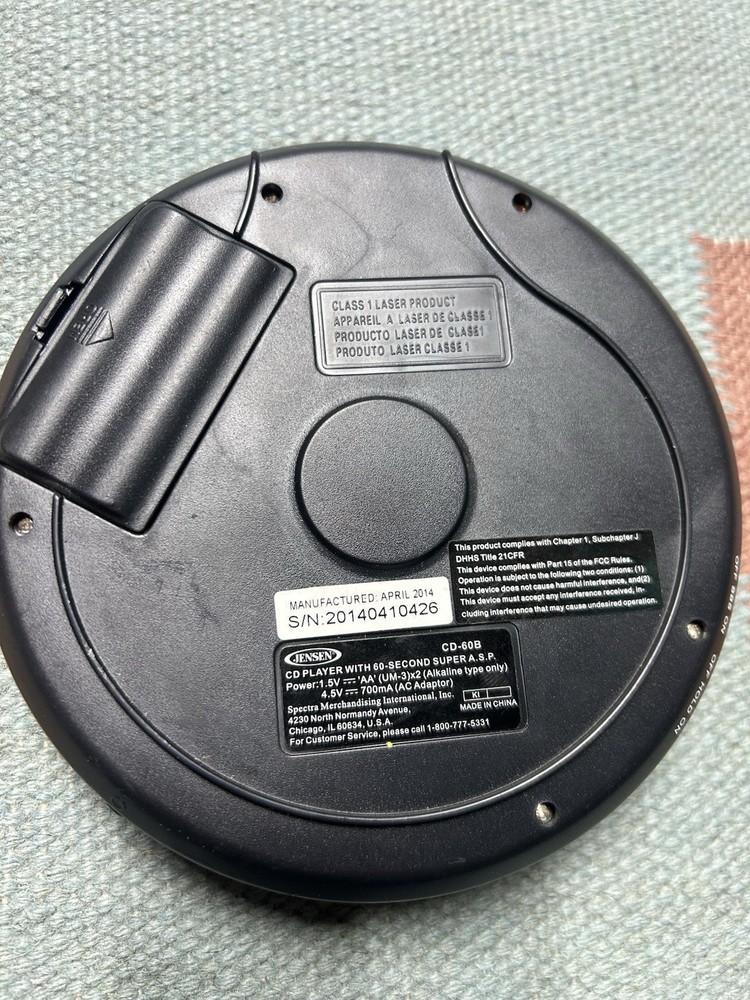 Jensen CD-60B Personal Portable Compact CD Player Walkman Tested Works