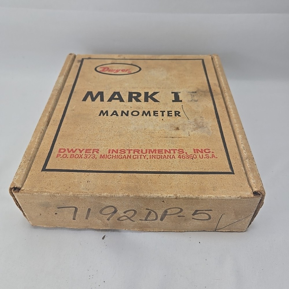 Dwyer Mark II Manometer 2T650 Molded Plastic Control/Indicators/Pressure 0-3 in