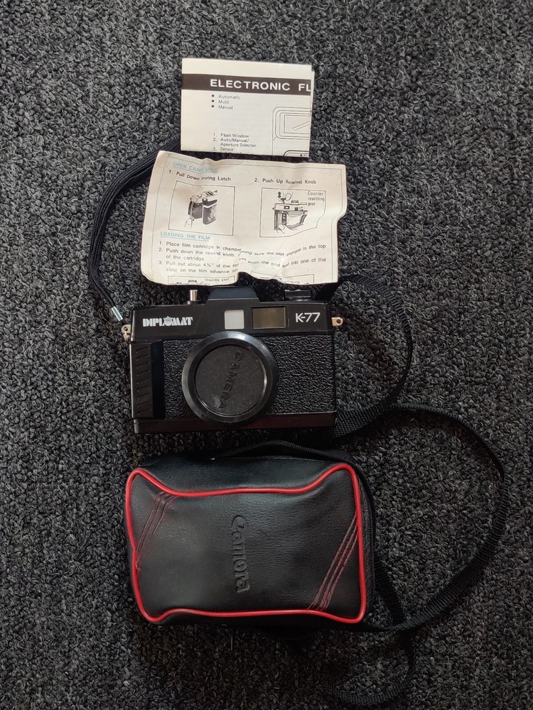 Vintage Diplomat K-77 Black Camera