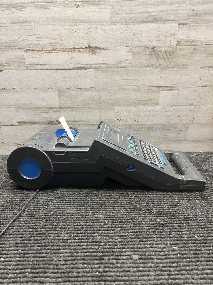 Used BRADY LS2000 Labeling System With case