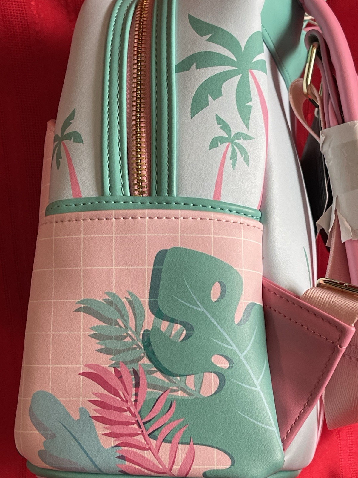 Loungefly Disney Minnie Vacation Mini Backpack New with Tags Exclusive