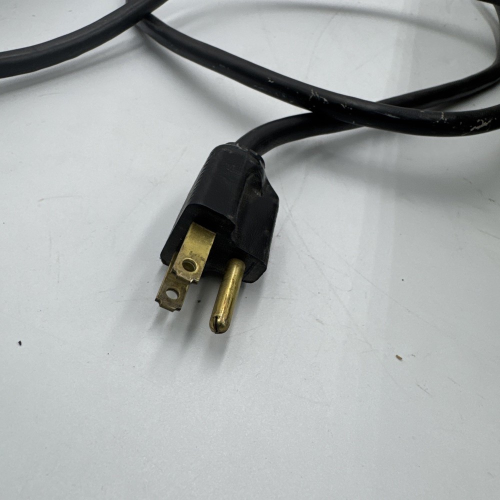 ONEAC CP1110 POWER CONDITIONER