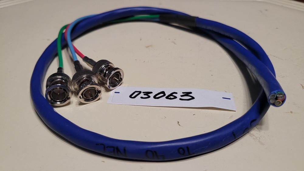 High Resolution Vidio Cable, approx. 3 ft