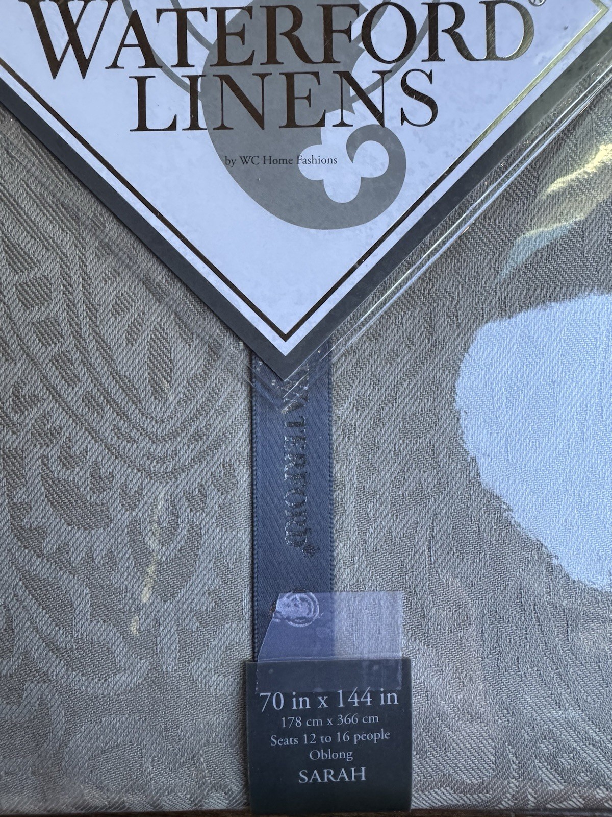 $90 NEW SARAH GRAY WATERFORD LINENS TABLECLOTH Oblong 70”x144” 12 To 16 Seats