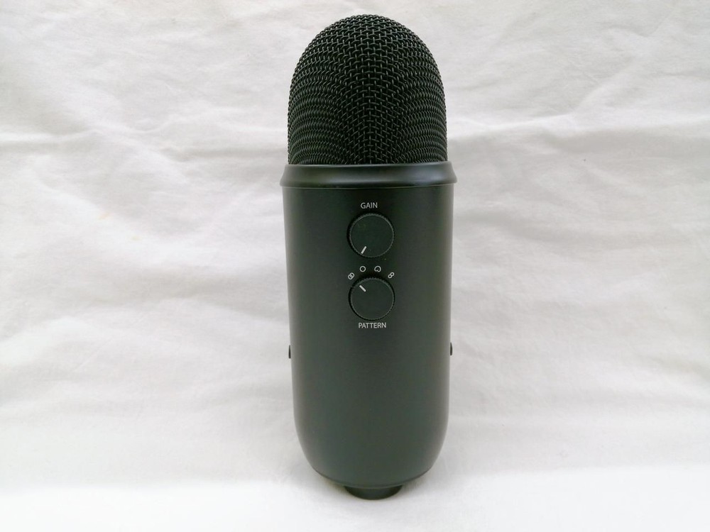BLUE MICROPHONES Condenser Microphone A00132 Used