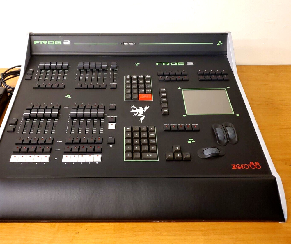 Zero 88 Frog 2 console deploys with touchscreen control   "NO Power adapter"