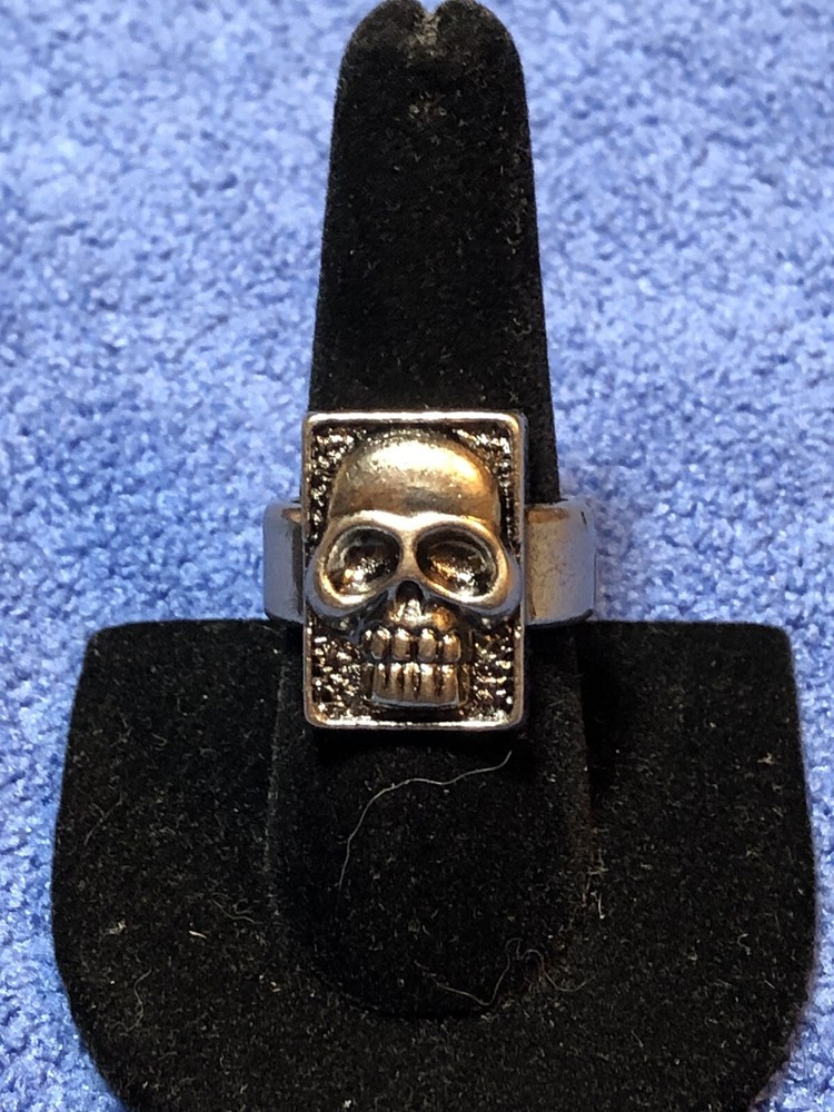 Star Wars Darth Vader Ring & Bonus Skull Ring