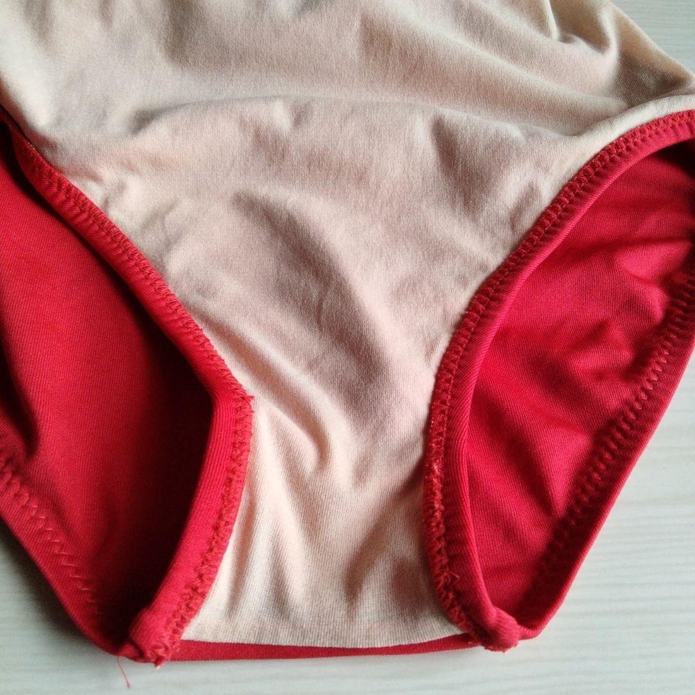 TYR Swimsuit M