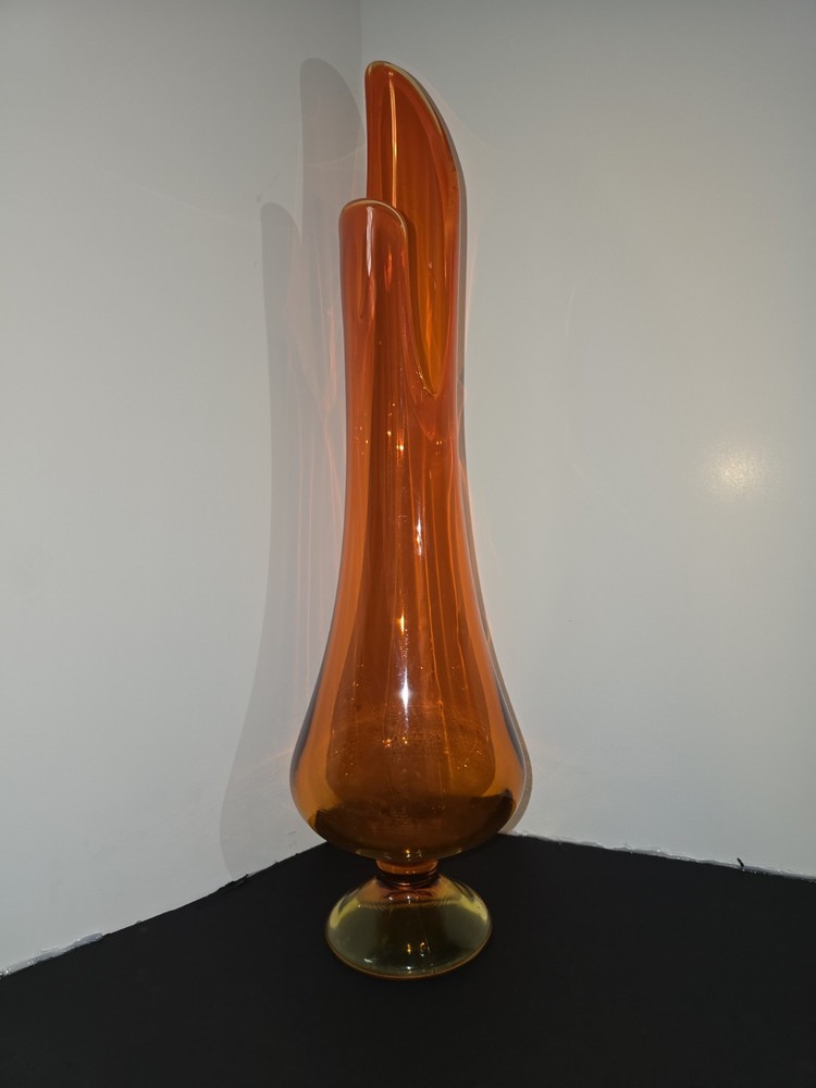 L.E Smith Orange Swing Vase