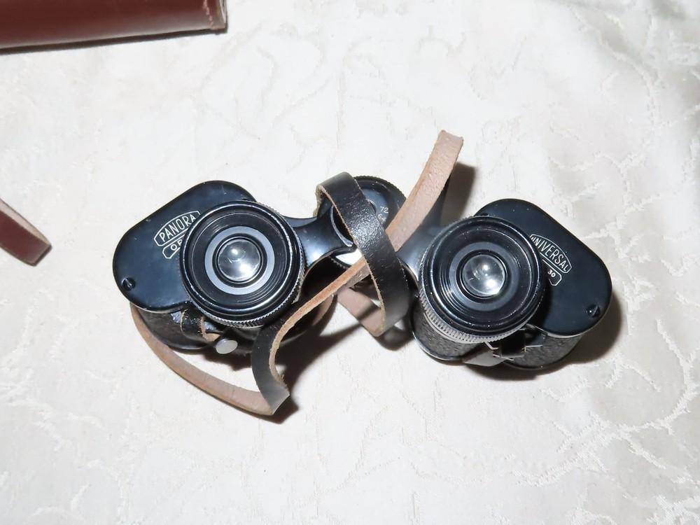 Panora Optik Universal 8X30 Binoculars With Case!