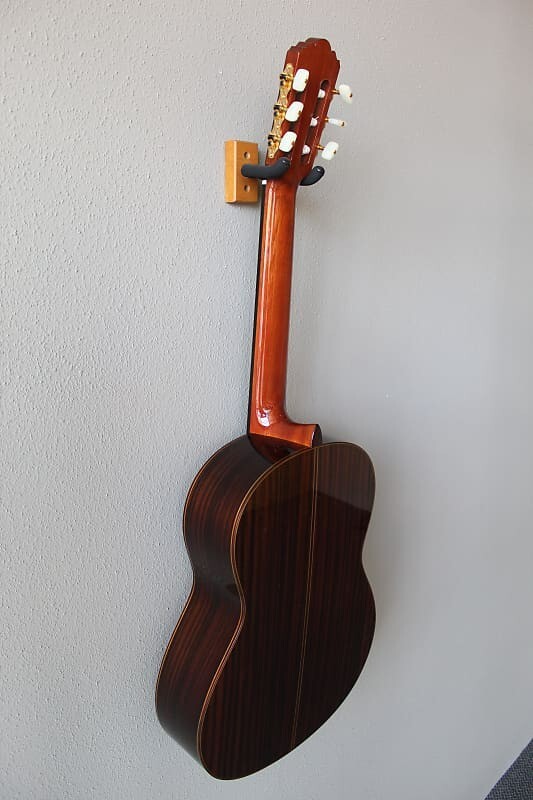 Brand New Yamaha GC32C Nylon String Classical Guitar - with Softshell Case